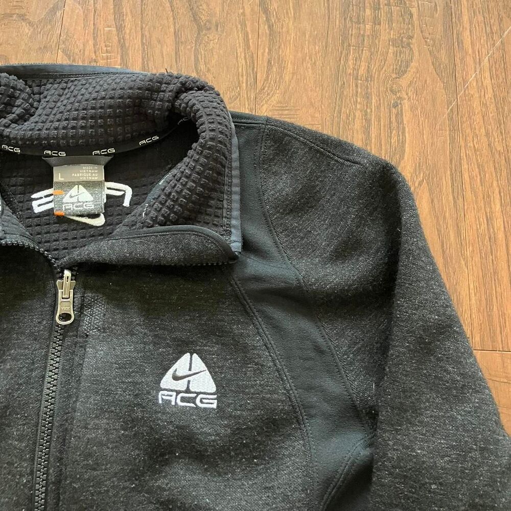Nike-acg Men's Black Jacket